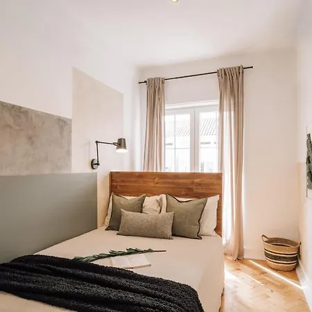 Appartement Meran - 3 Bedrooms And Terrace In Alvalade *